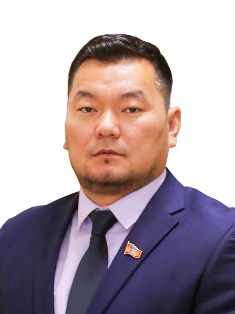 Гэр бүлийн хүчирхийлэл үйлдсэн НИТХ-ын төлөөлөгч Б.Эрдэнэсүх суллагджээ