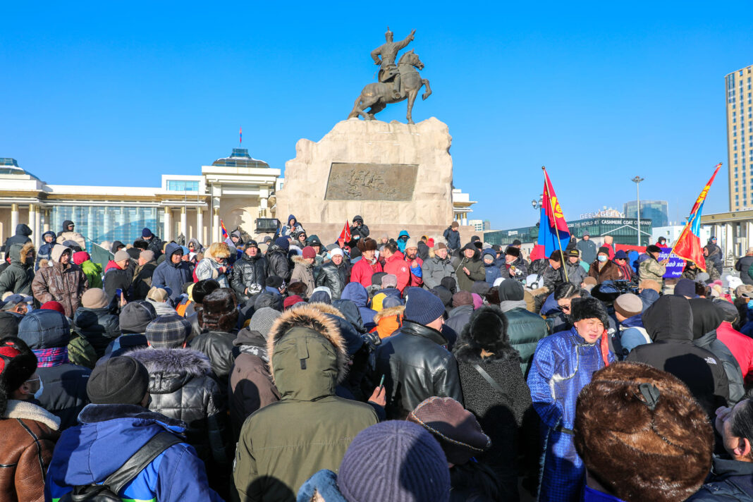 Иргэд шатахуун, цалин, татварын асуудлаар өнөөдөр жагсана