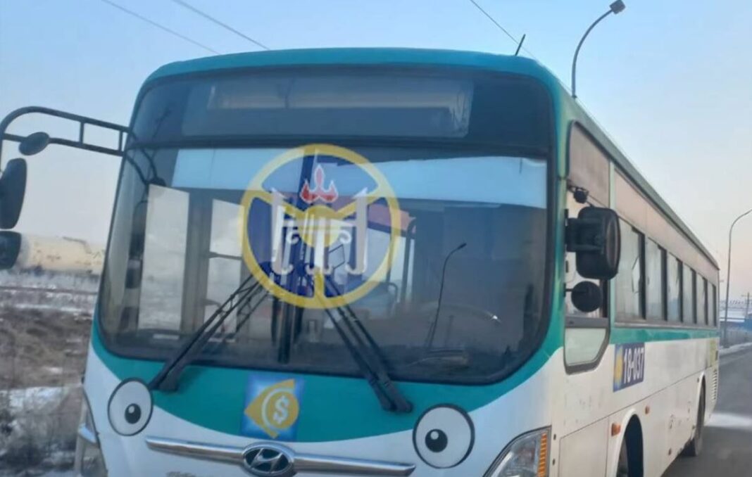 Жолооч нь ариун цэврийн өрөө орох хооронд алдагдсан автобусыг хоёр цагийн дотор олжээ